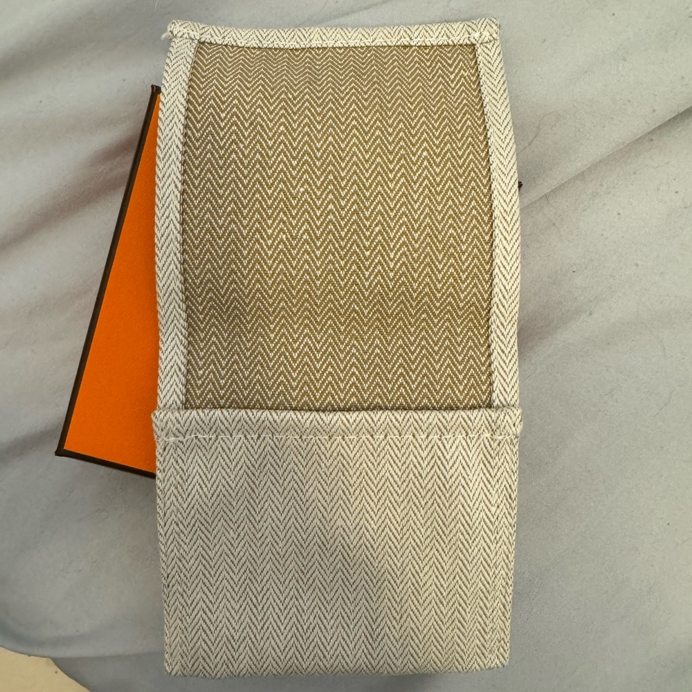 Hermes bracelet box + dust bag